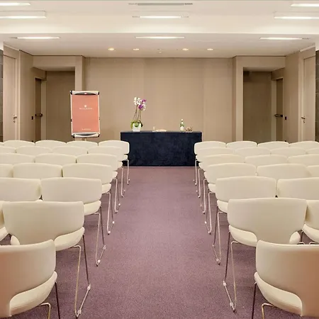 Nh Collection Hotel 5*