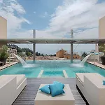 Nh Collection Hotel
