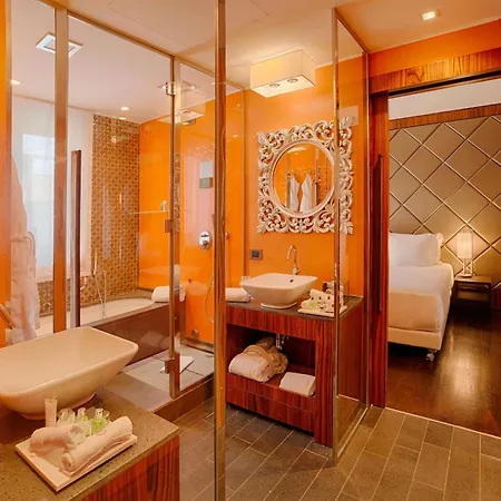 Nh Collection Otel 5*