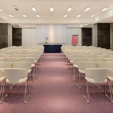 Nh Collection Otel