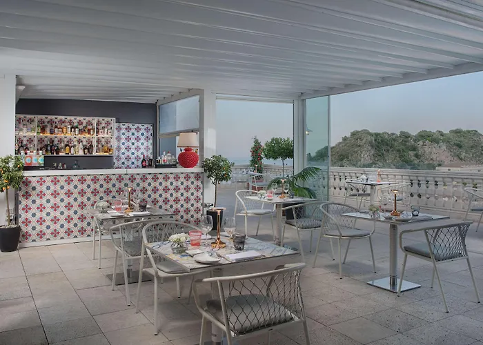 מלון Nh Collection 5*