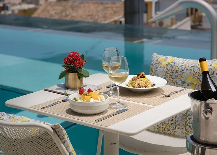 Nh Collection מלון